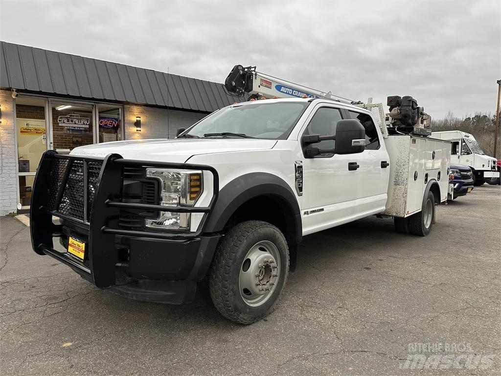Ford F550 Camions et véhicules municipaux