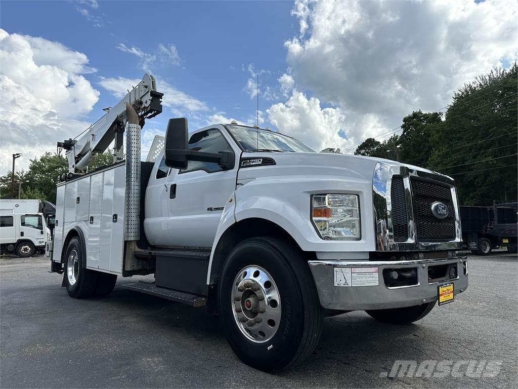 Ford F750 Camions et véhicules municipaux