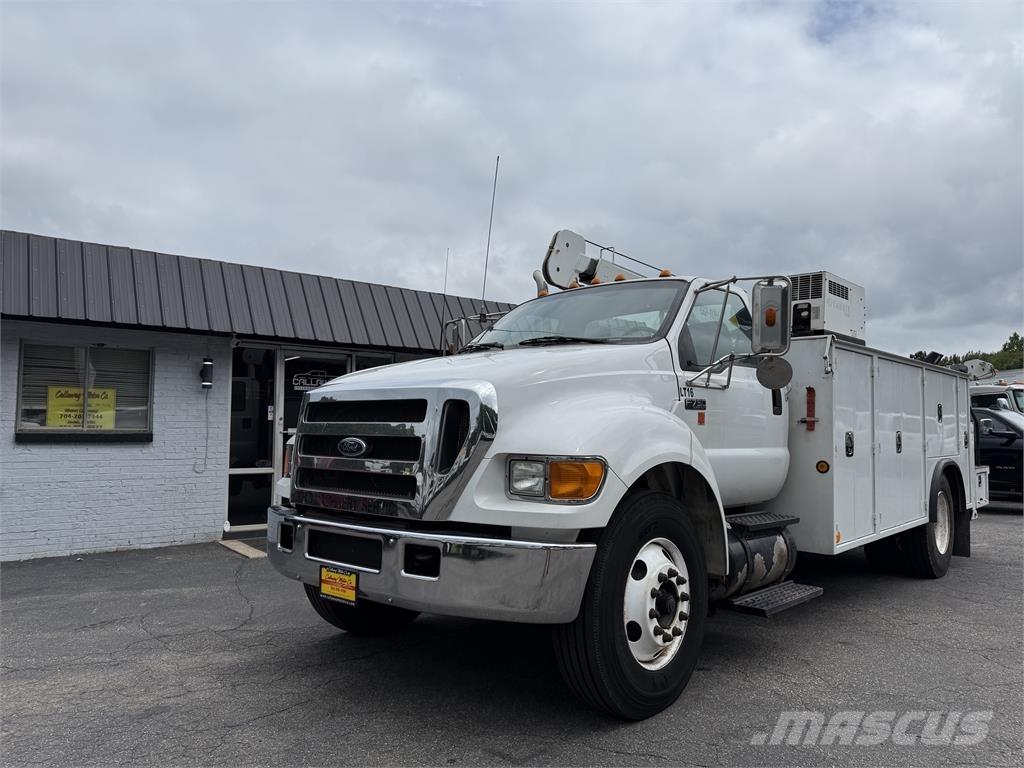 Ford F750 Camions et véhicules municipaux