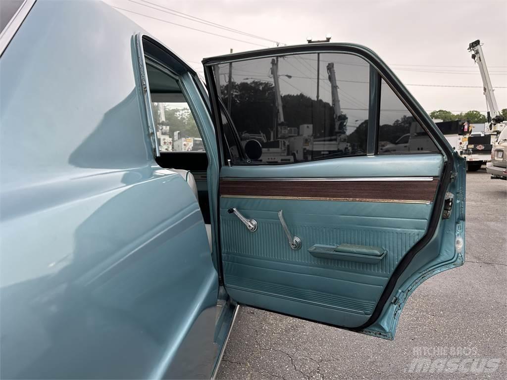 Ford FAIRLANE Autre camion