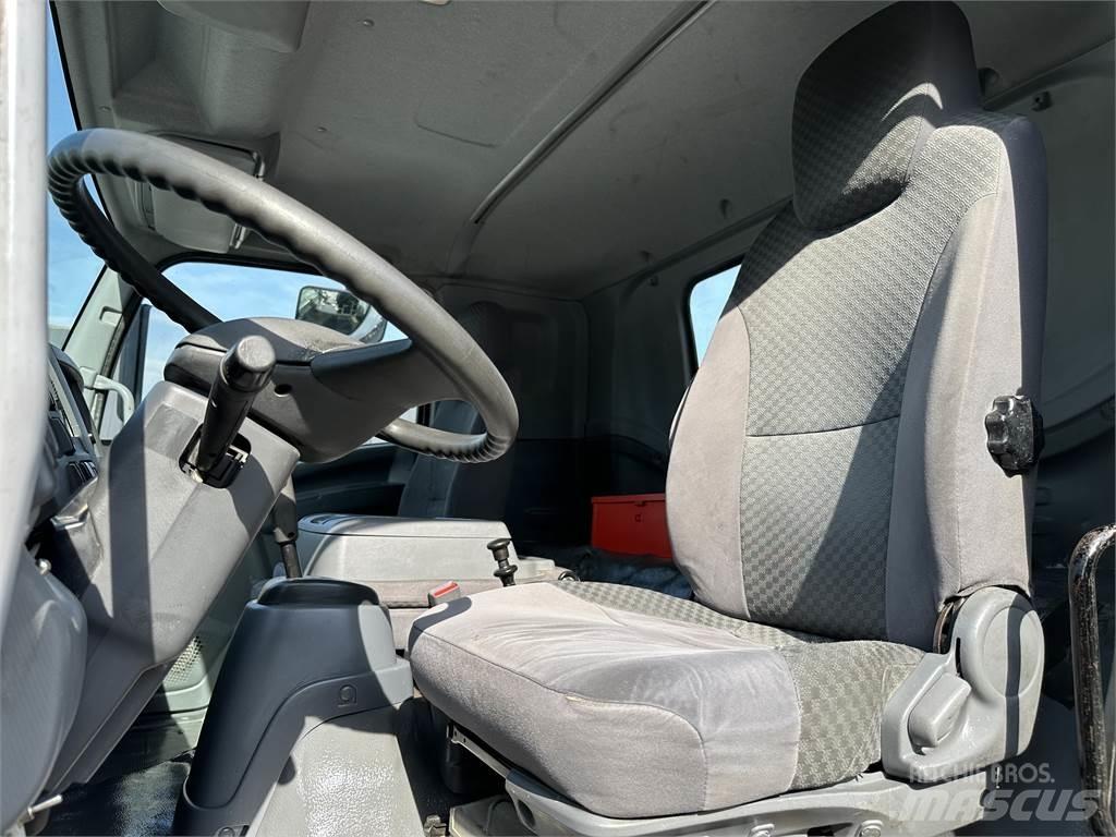 Isuzu FTR Camion benne