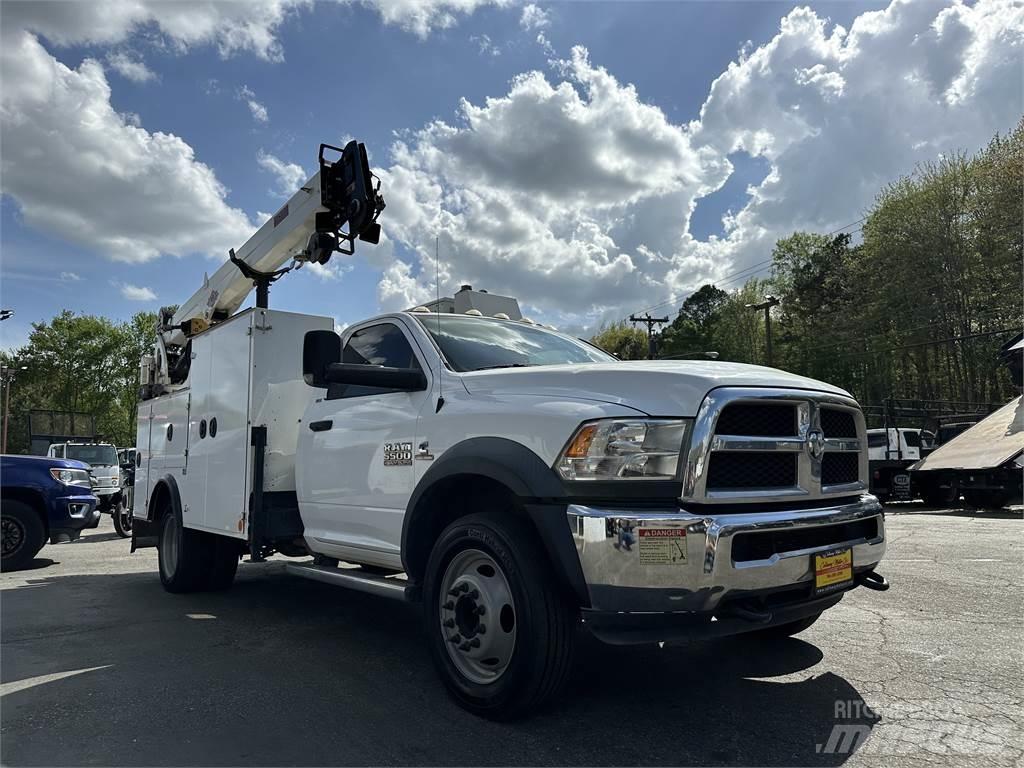 RAM 5500 Camions et véhicules municipaux