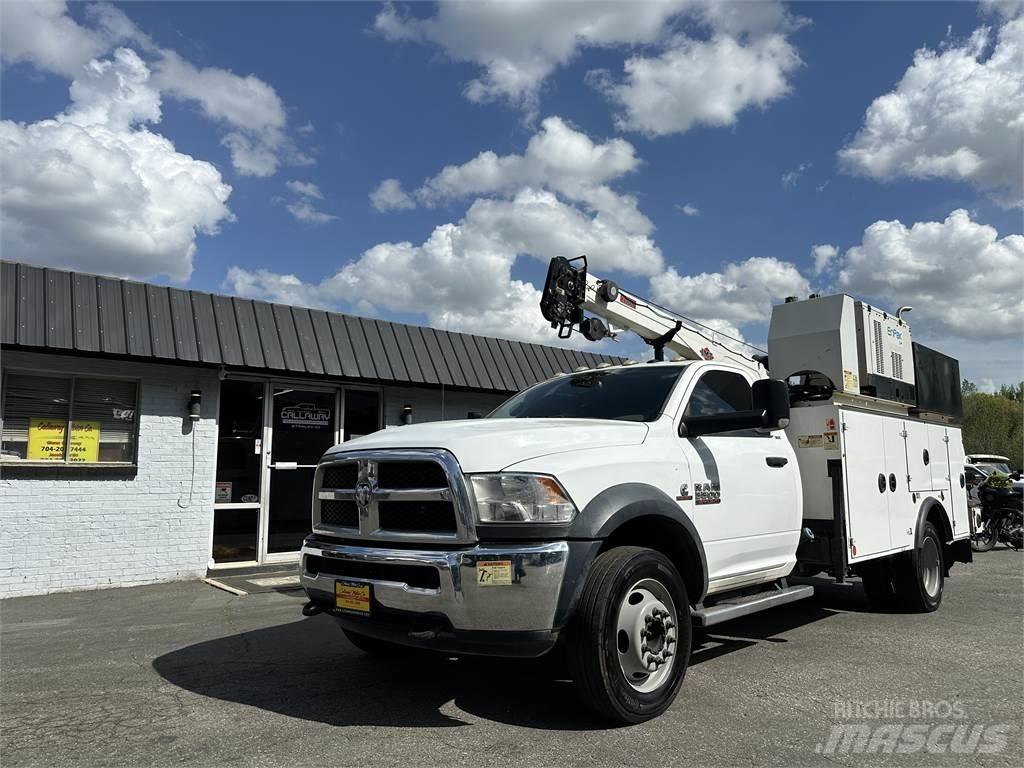 RAM 5500 Camions et véhicules municipaux