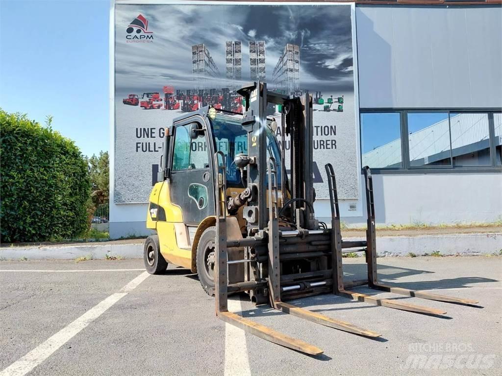 CAT DP40N Autres Chariots élévateurs