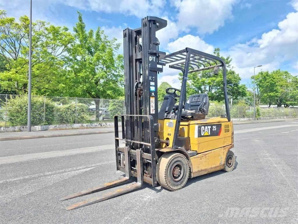 CAT EP25K-PAC Autres Chariots élévateurs