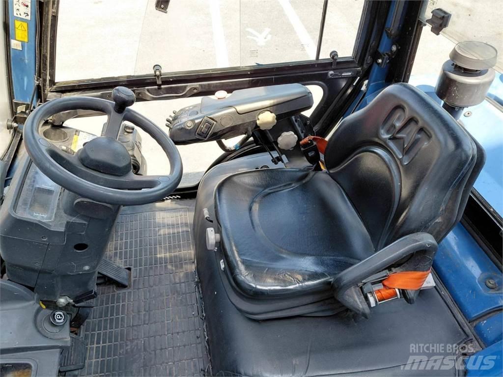 CAT GP50NTD Autres Chariots élévateurs