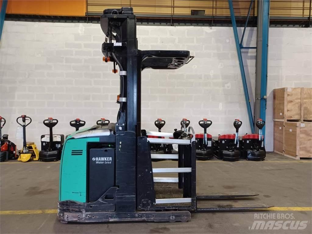 CAT NOH10N Préparateur de commande moyenne levée