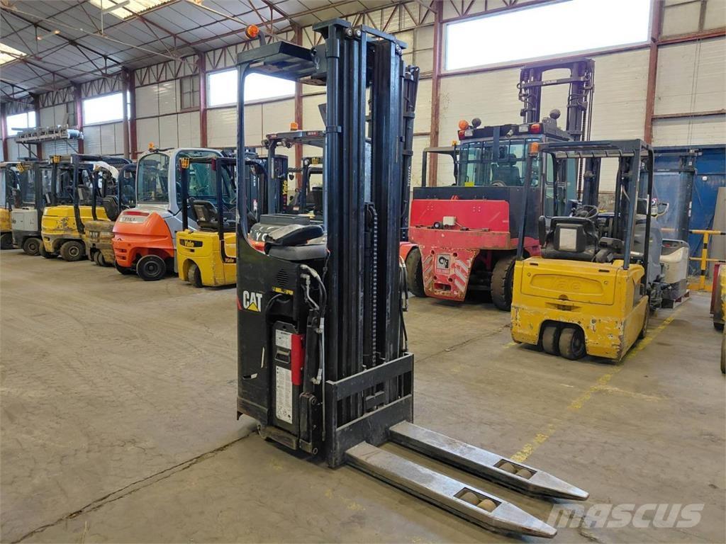 CAT NSR16N Gerbeurs Automoteurs