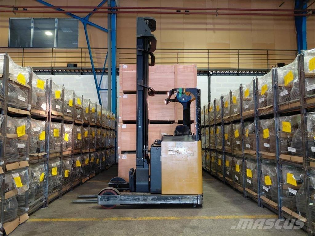 Hyster HYR2.0 Chariot à mât rétractable