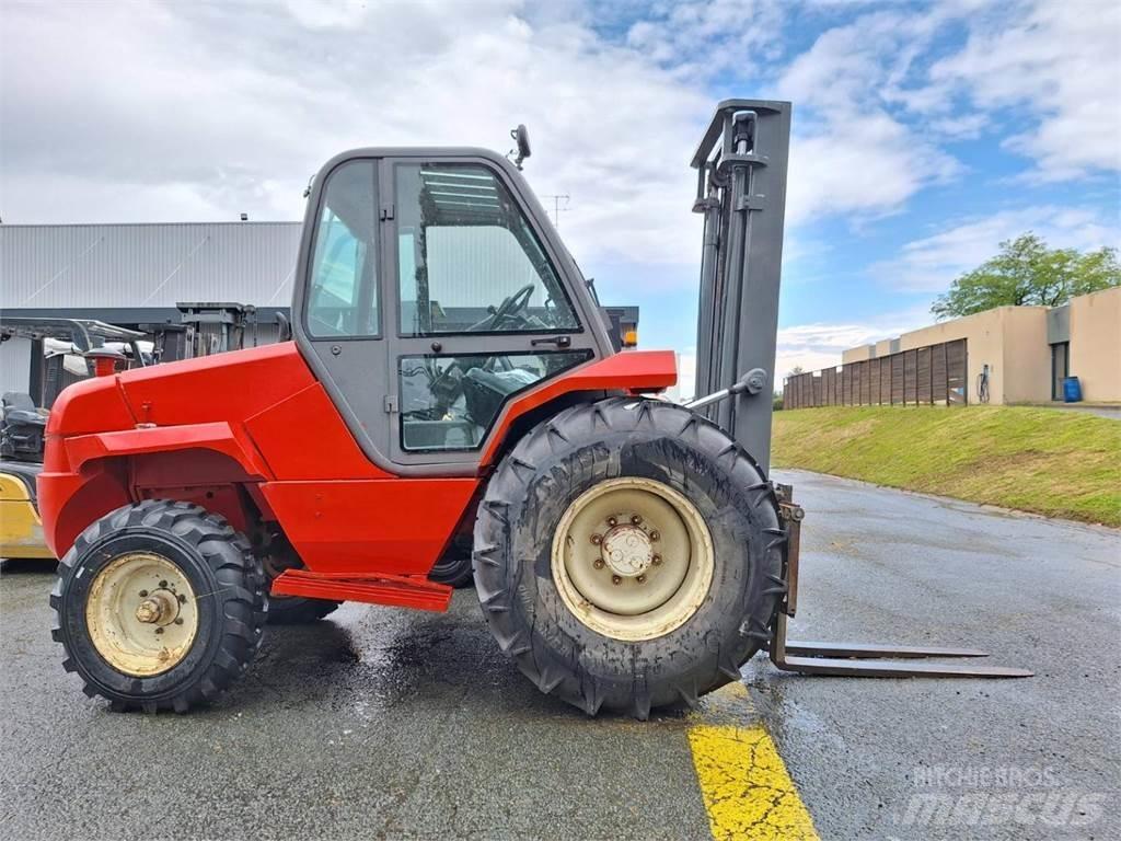 Manitou M30.2 Chariot tout terrain