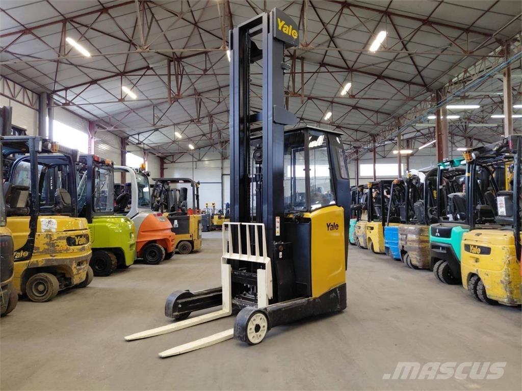 Yale MR14 Chariot à mât rétractable