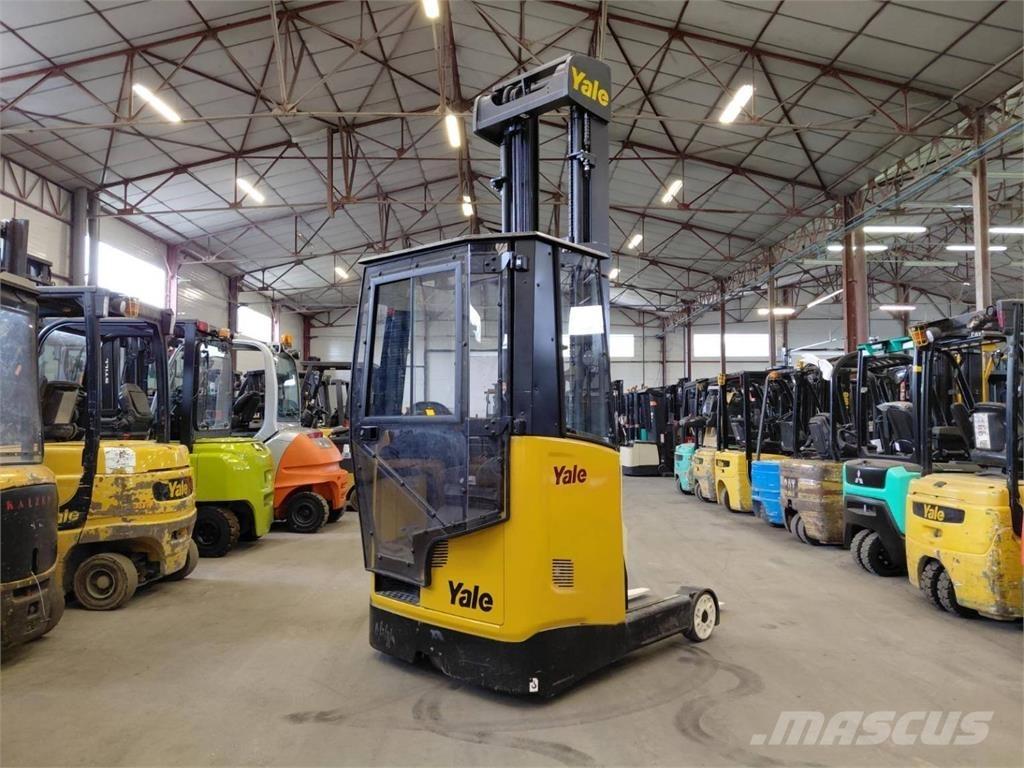Yale MR14 Chariot à mât rétractable