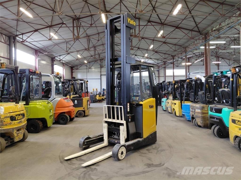 Yale MR14 Chariot à mât rétractable
