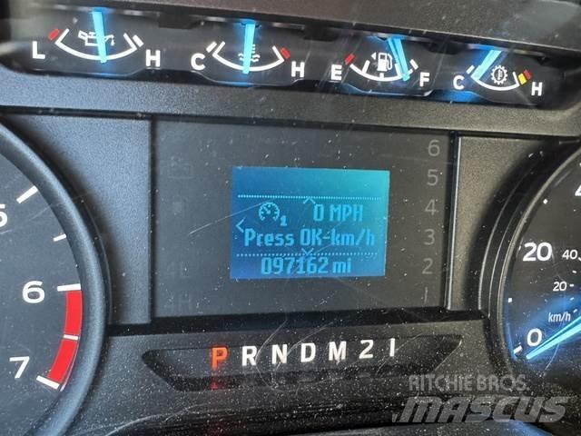 Ford F250 XL Autre fourgon / utilitaire
