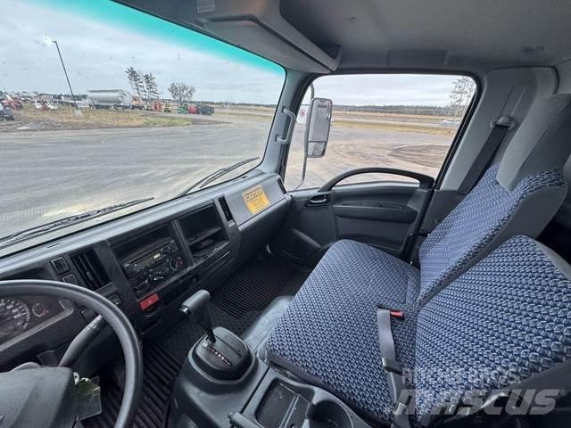 Isuzu NPR HD Autre fourgon / utilitaire