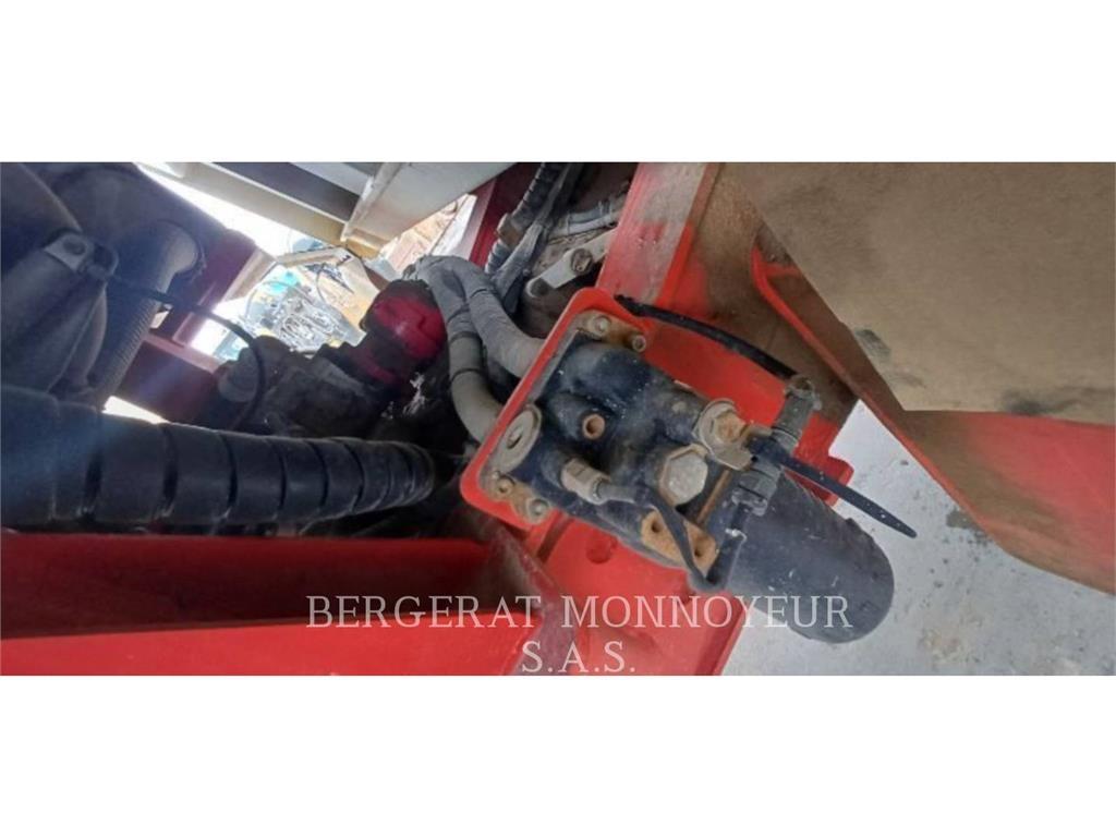 Astra RD40 Tombereau articulé