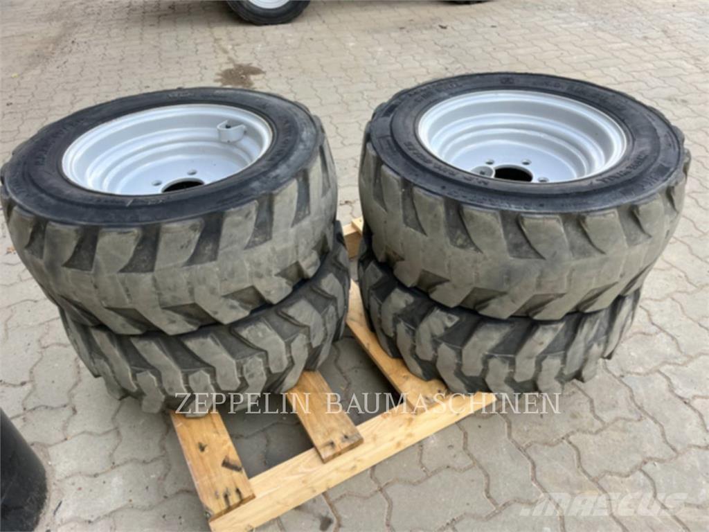 BKT PRIMÄR-PROD. KOMP. R Pneus, roues et jantes