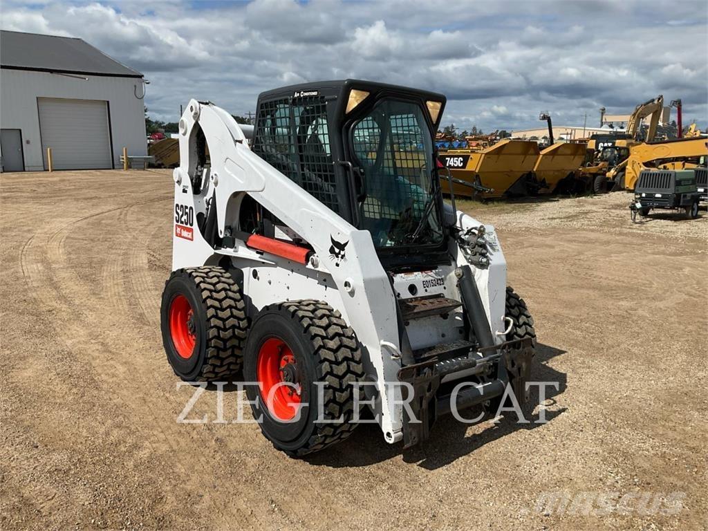 Bobcat S250 Chargeuse compacte