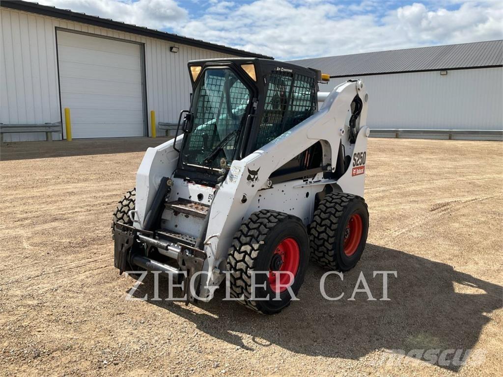 Bobcat S250 Chargeuse compacte