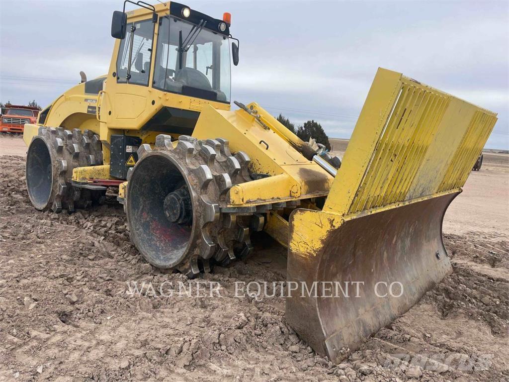 Bomag BC462EB Chargeuse sur pneus