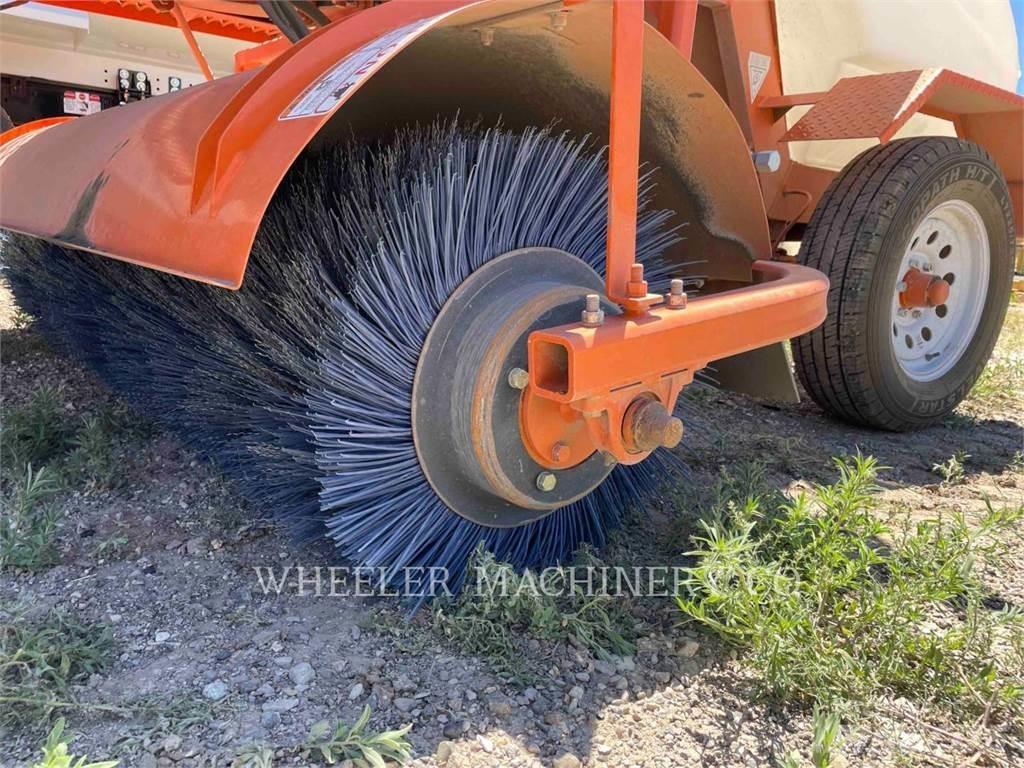 Broce BROOM 4 Balayeuse / Autolaveuse