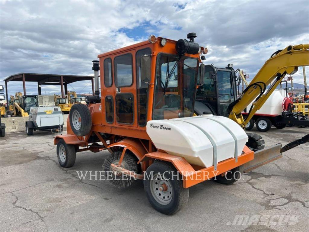 Broce BROOM 4 Balayeuse / Autolaveuse