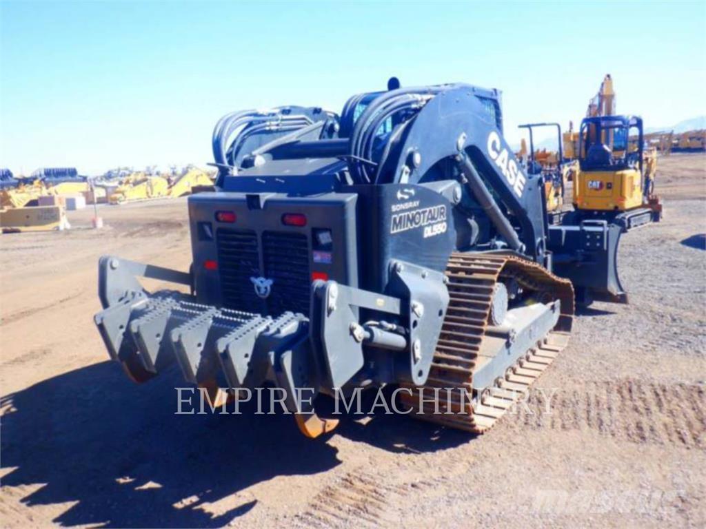 CASE DL550 Chargeuse compacte