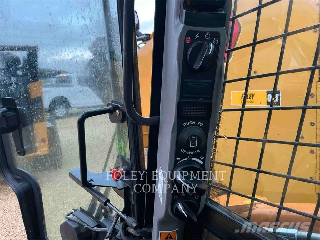 CASE SV280B Chargeuse compacte