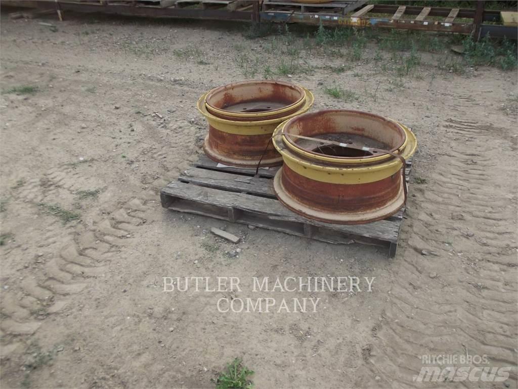 CAT 10.00X24 RIMS (2) Pneus, roues et jantes