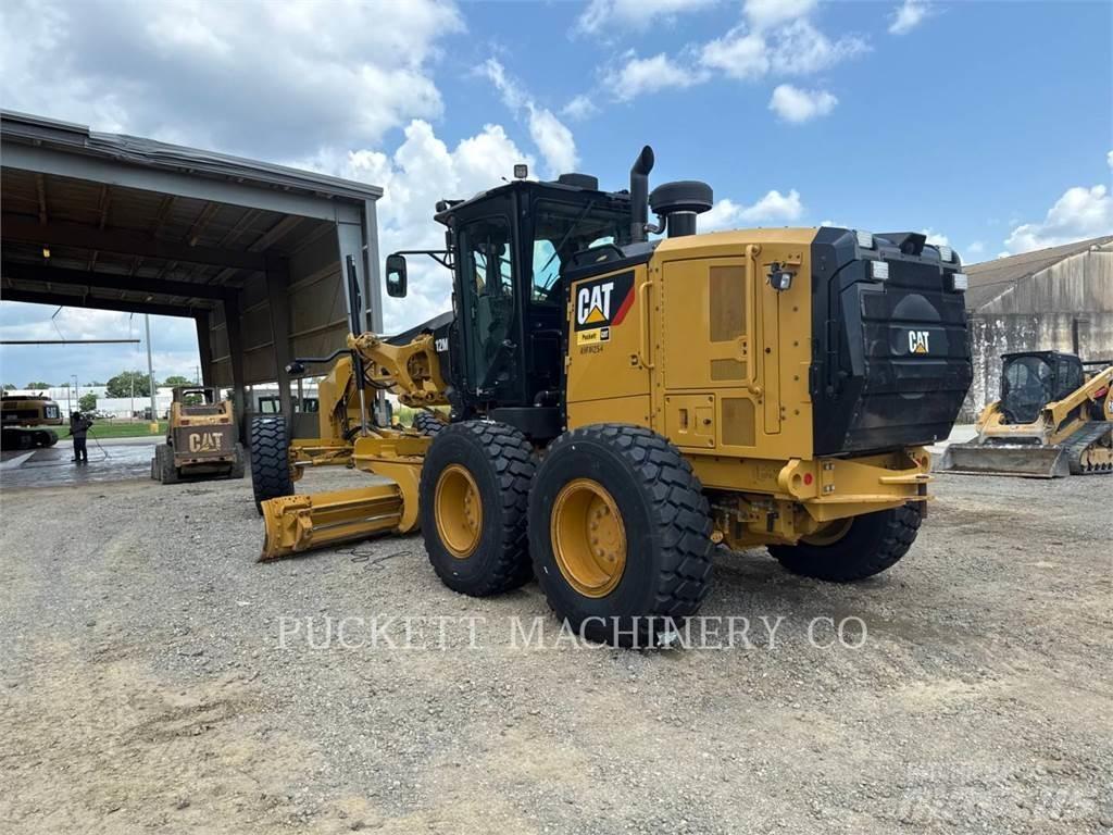 CAT 12 M3 Niveleuse