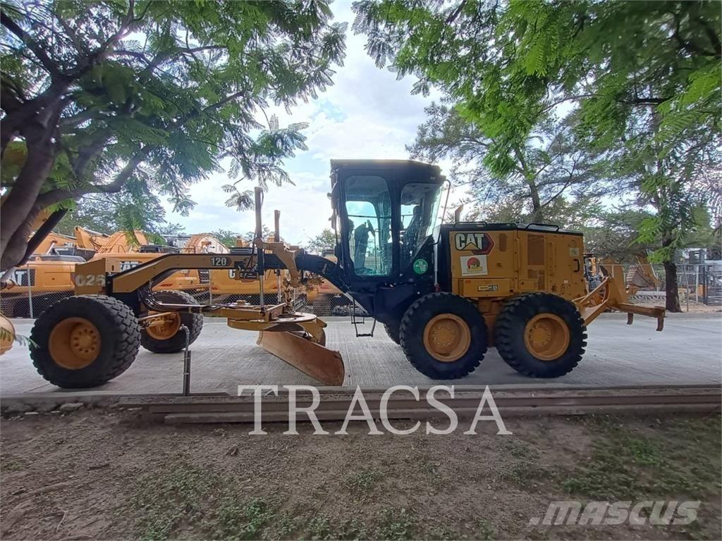 CAT 120 Niveleuse