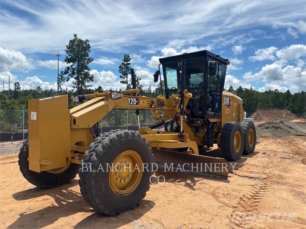 CAT 120-01GC Niveleuse