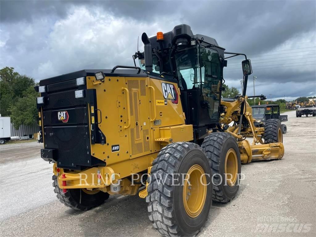 CAT 120 AWD CS Niveleuse