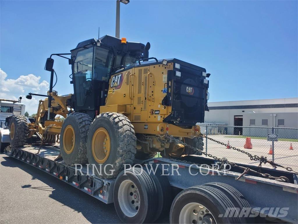CAT 120 AWD CS Niveleuse