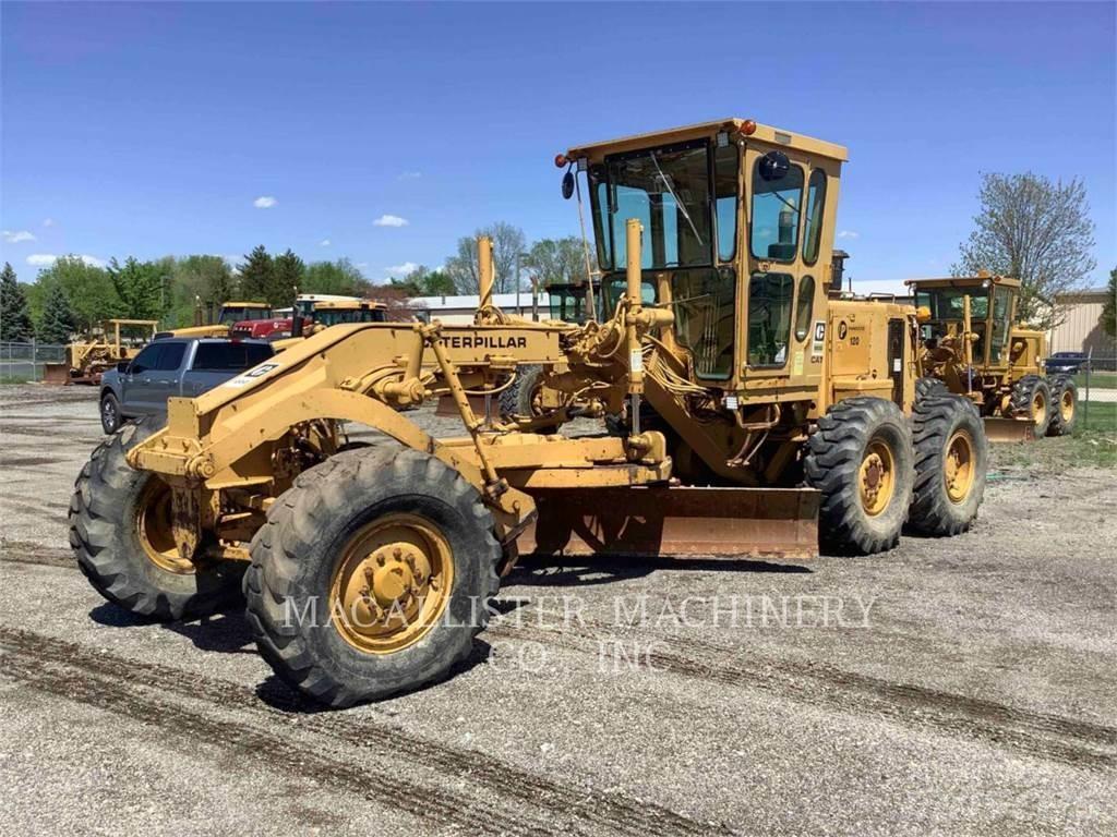 CAT 120 G Niveleuse