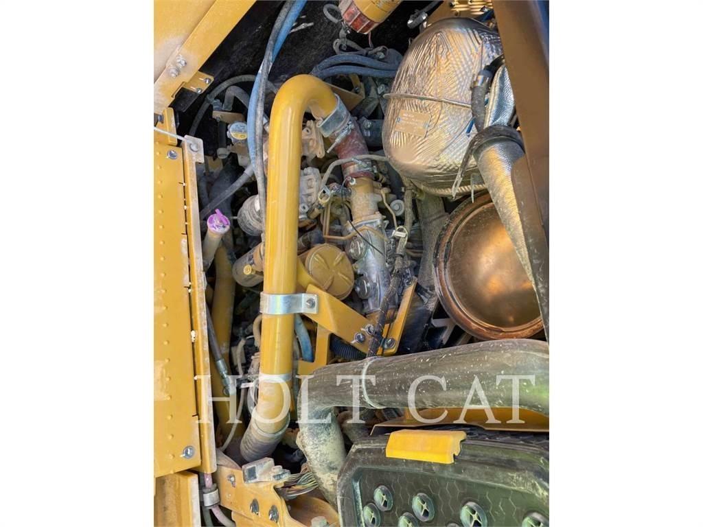 CAT 120 JOY Niveleuse