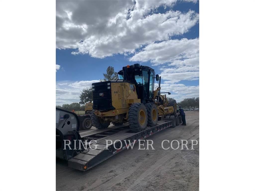 CAT 120 LVR Niveleuse