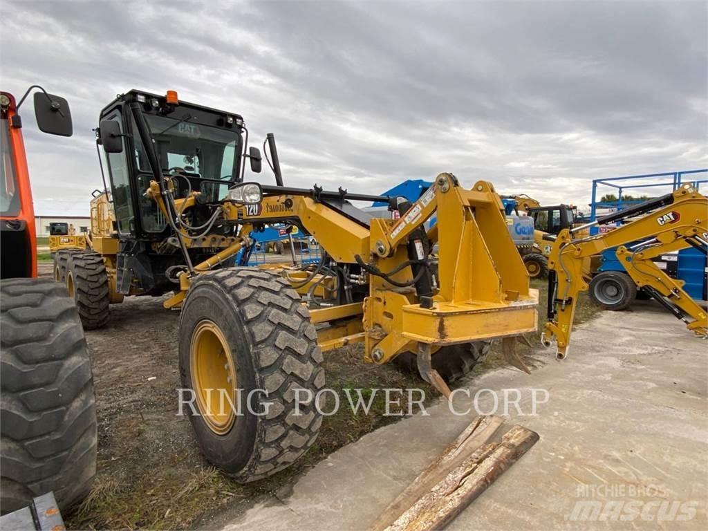 CAT 120 LVR Niveleuse