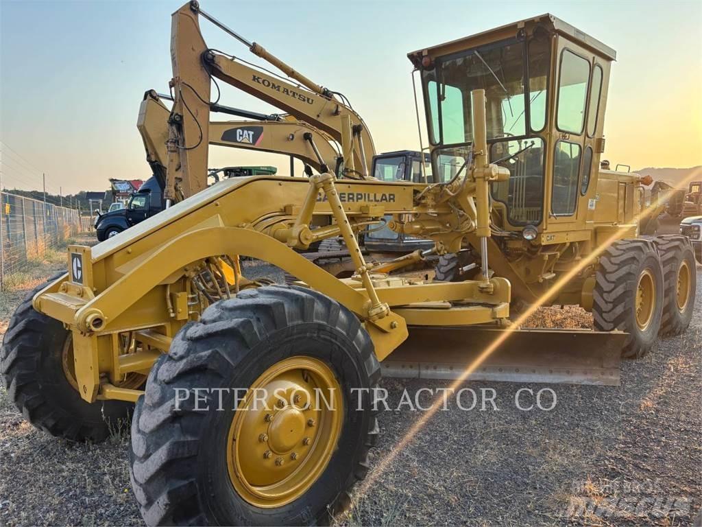 CAT 120G Niveleuse