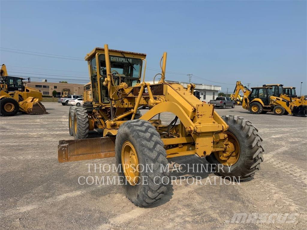CAT 120HNA Niveleuse