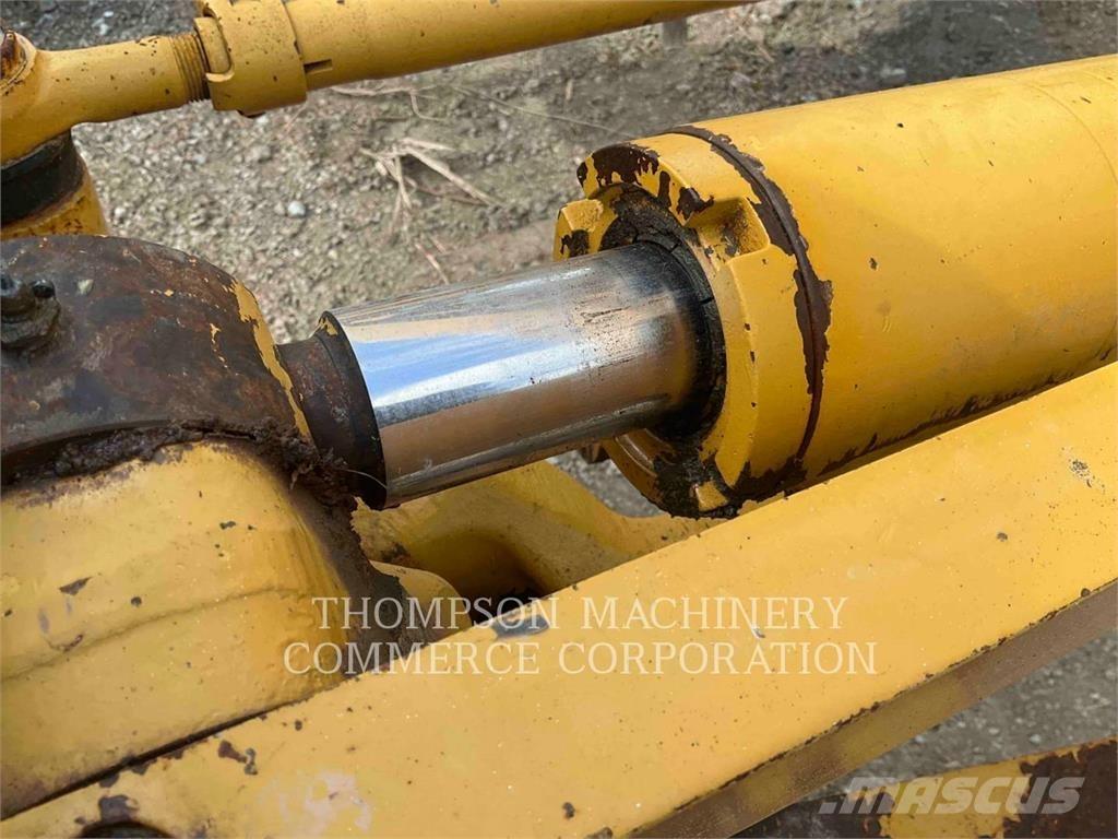 CAT 120HNA Niveleuse