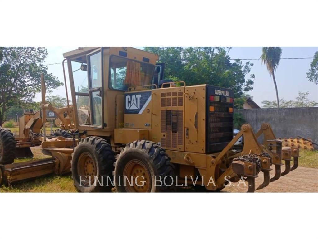 CAT 120K Niveleuse