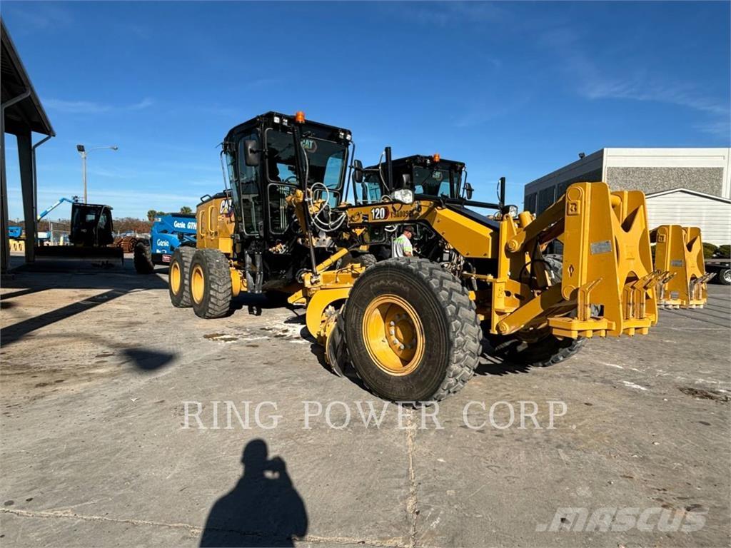 CAT 120LVR CS Niveleuse