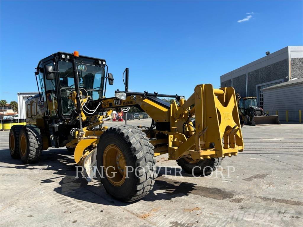 CAT 120LVR CS Niveleuse