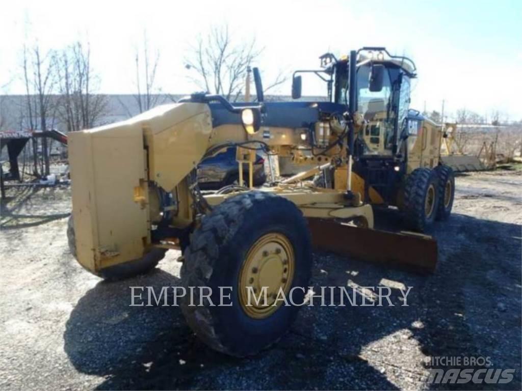CAT 120M2 AWD Niveleuse