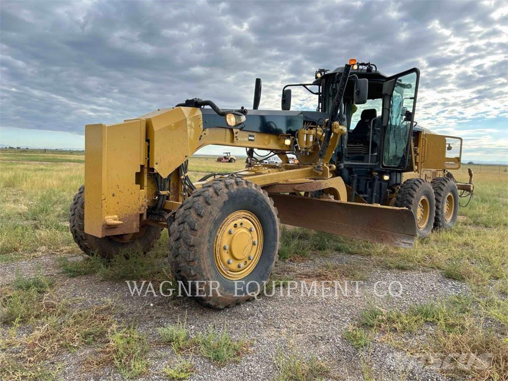 CAT 120M2 AWD Niveleuse