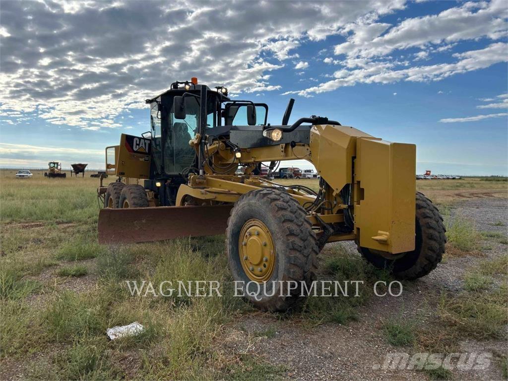 CAT 120M2 AWD Niveleuse