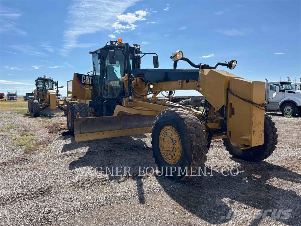 CAT 120M2 AWD Niveleuse