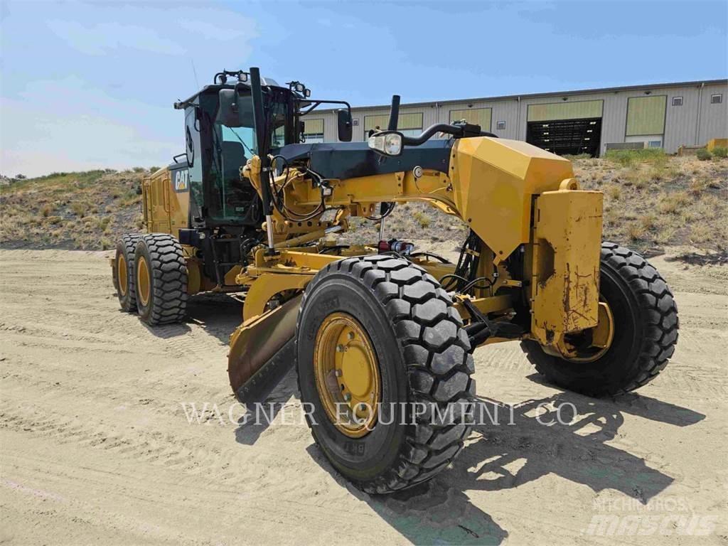 CAT 120M2AWD Niveleuse