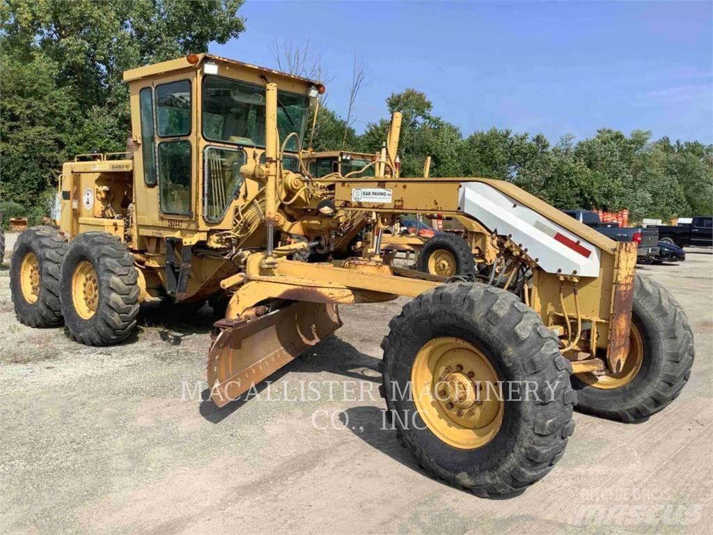 CAT 12G Niveleuse